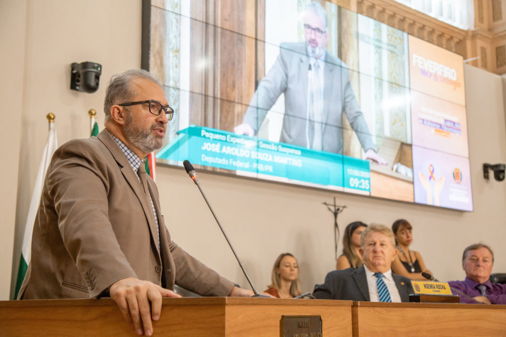 Aroldo Martins - Câmara Municipal de Curitiba - Optometria